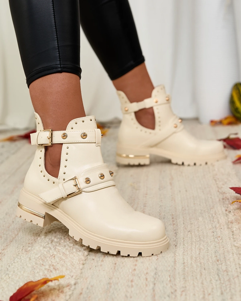 Royalfashion Кремави дамски ботуши с украса Jewel Walk на плосък ток