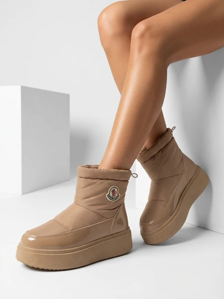 Royalfashion Дамски ботуши за сняг в кафяв цвят Ademra