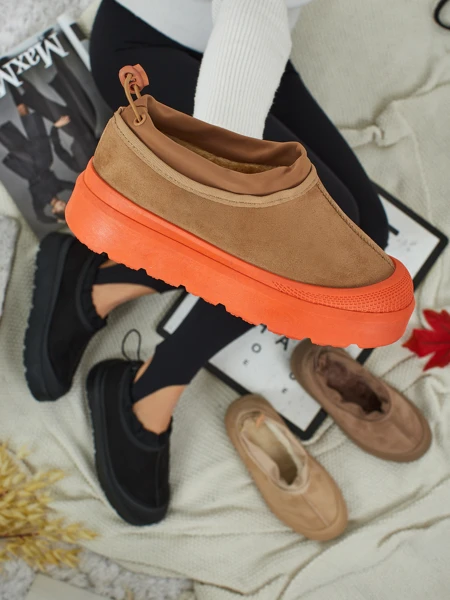 Дамски Кецове Flora Camel Велурени Удобни за Всеки Ден