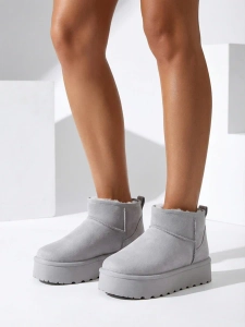 гълъбово сиво