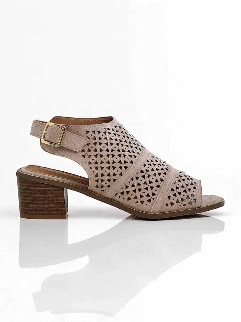 Royalfashion Дамски сандали на нисък ток, ажурни Elira