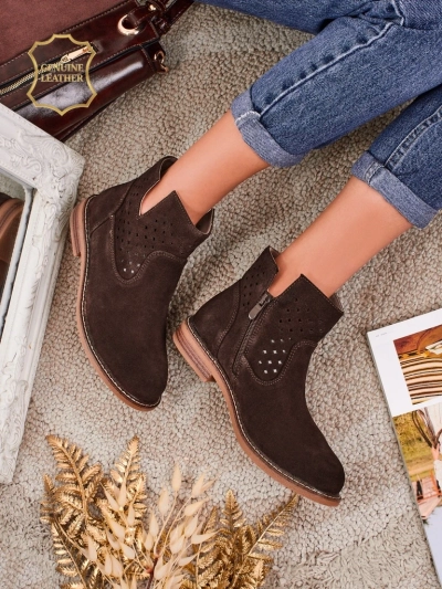 Aurelia Verona - Кафяви дамски велурени боти от естествена кожа, 3 см ток