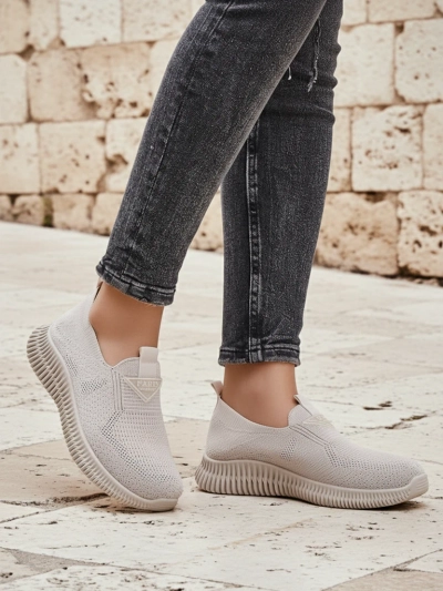 Royalfashion Дамски спортни обувки Serra, тип slip-on, от текстил