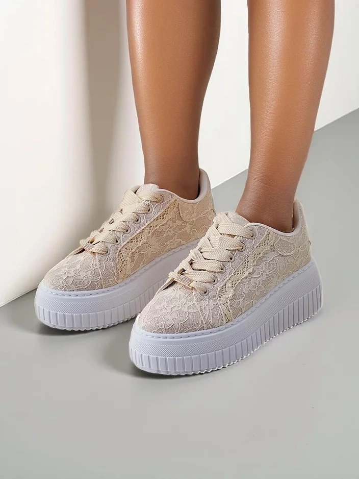 Royalfashion дамски спортни маратонки с дантела Coronna