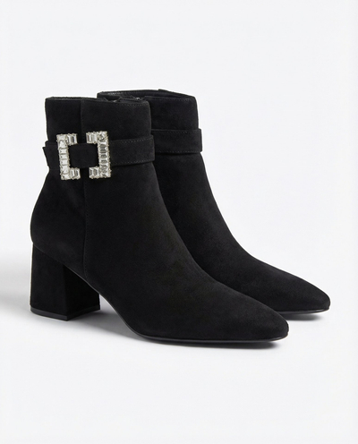 Royalfashion Черни дамски ботуши с нисък ток Masemart