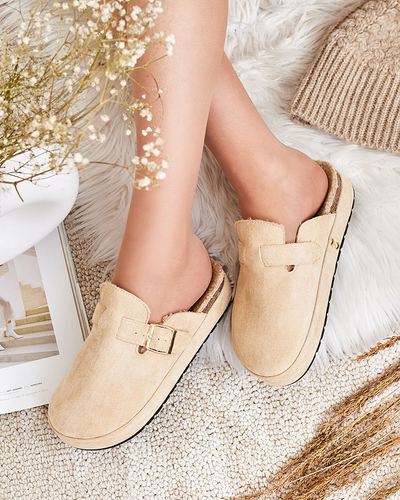 Royalfashion Дамски чехли с овча кожа и катарама Kajis