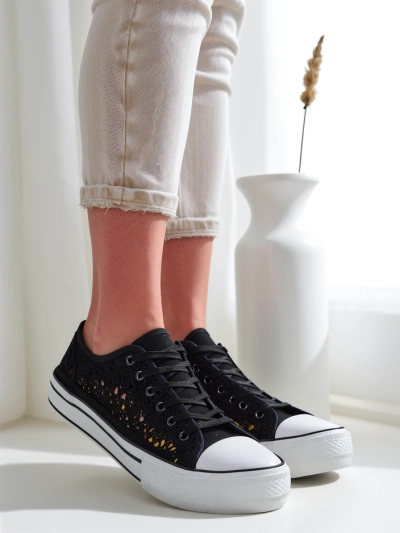 Royalfashion Женски перфорирани маратонки Nizzet