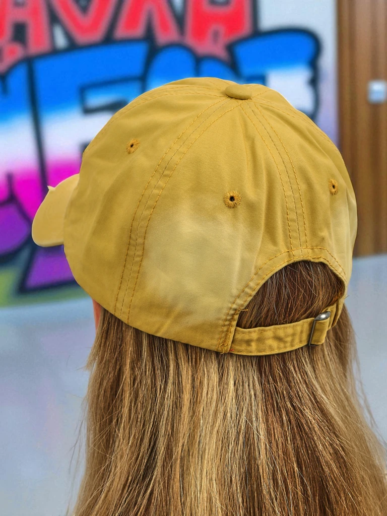 Royalfashion Шапка с козирка Paris 1976