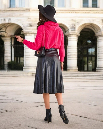 Дамска миди пола на Royalfashion