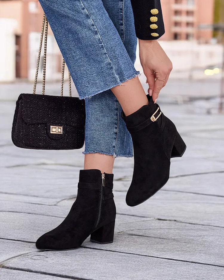 Дамски ботуши на Royalfashion Линомо на глезена