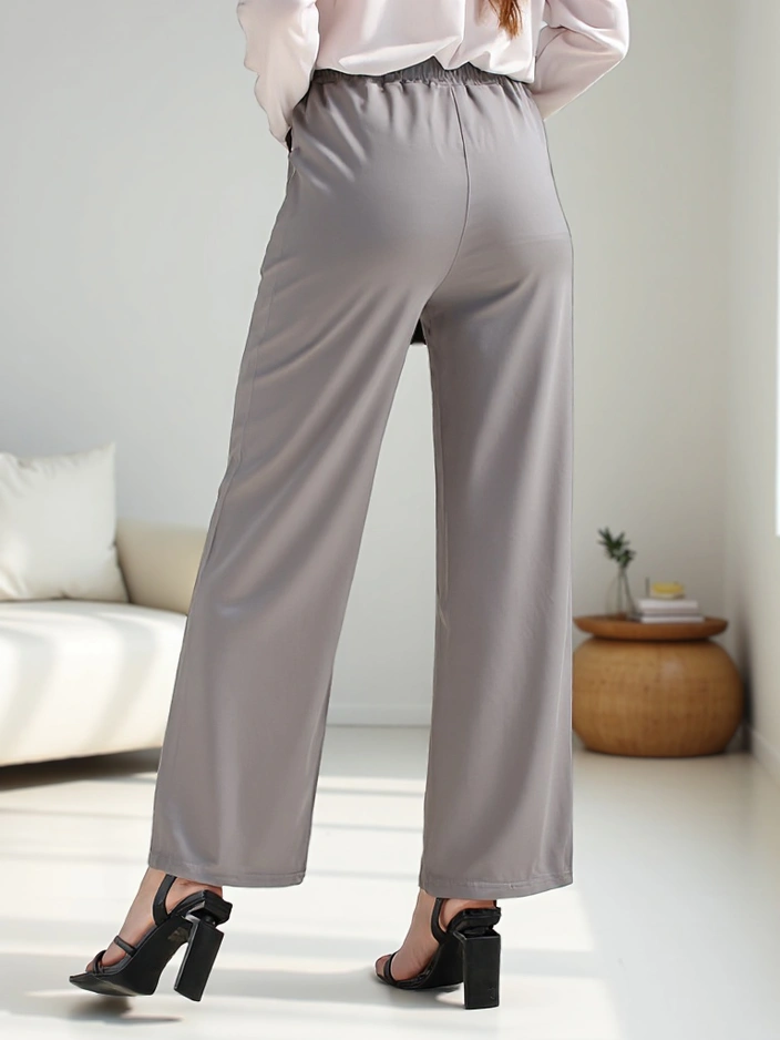 Royalfashion Широки дамски панталони с декоративна катарама