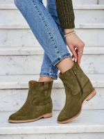 тъмнозелено