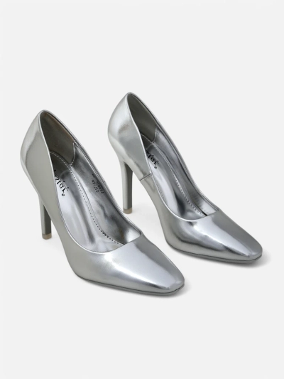 Сребърни обувки на висок ток Elegante