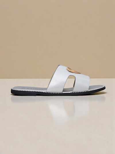 Royalfashion Дамски чехли на равна подметка Heart Chic