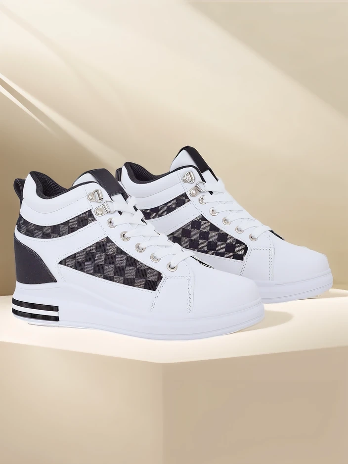 Royalfashion Дамски обувки на платформа Erron