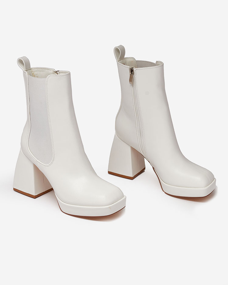 Royalfashion Бели дамски ботуши на токчета Farhera