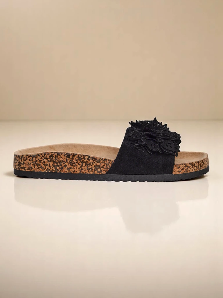 Royalfashion дамски чехли с флорални елементи Occes