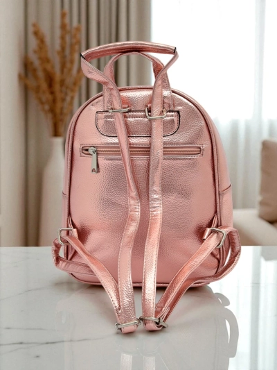 Royalfashion Дамска раница от еко кожа с металически райета