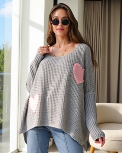 гълъбово сиво