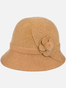 светлокафяв