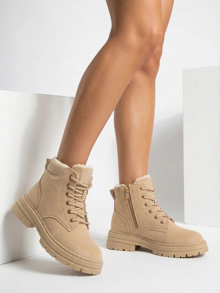 Royalfashion Светлокафяви дамски изолирани ботуши тип "трапер" Radoras