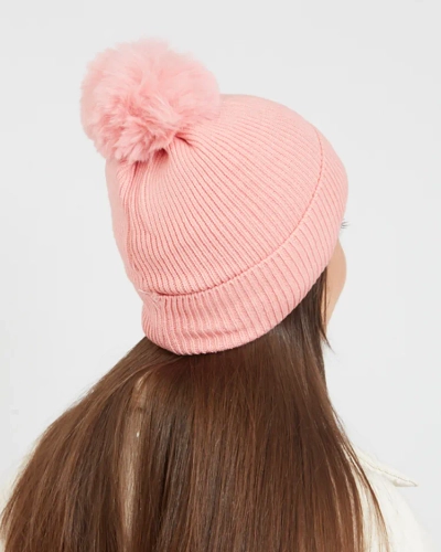 Женска зимна шапка Royalfashion с изолация и помпон