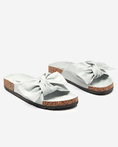 Niebieskie damskie eko-zamszowe klapki z kokardką Ewerka - Obuwie