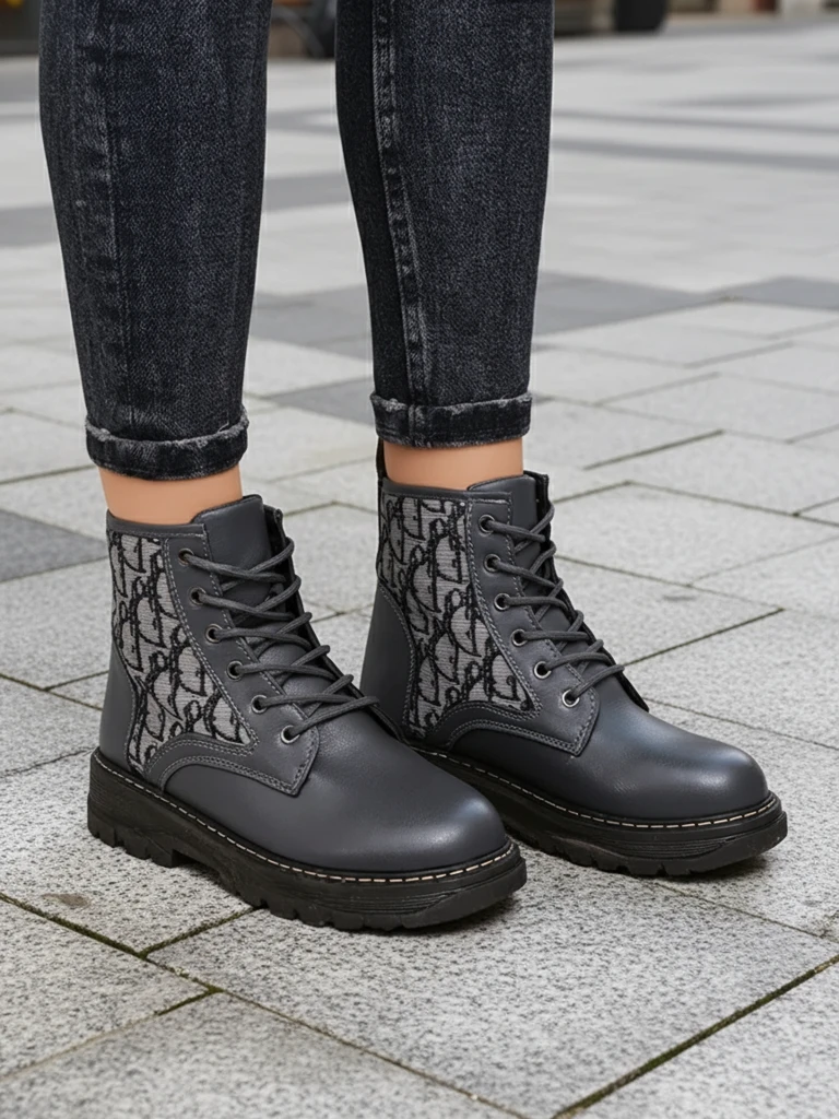 Обувки до глезен с принт Royalfashion Efrioz