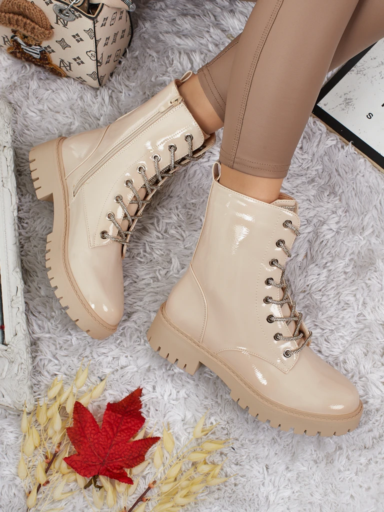 Лакирани дамски боти с връзки Fjorra