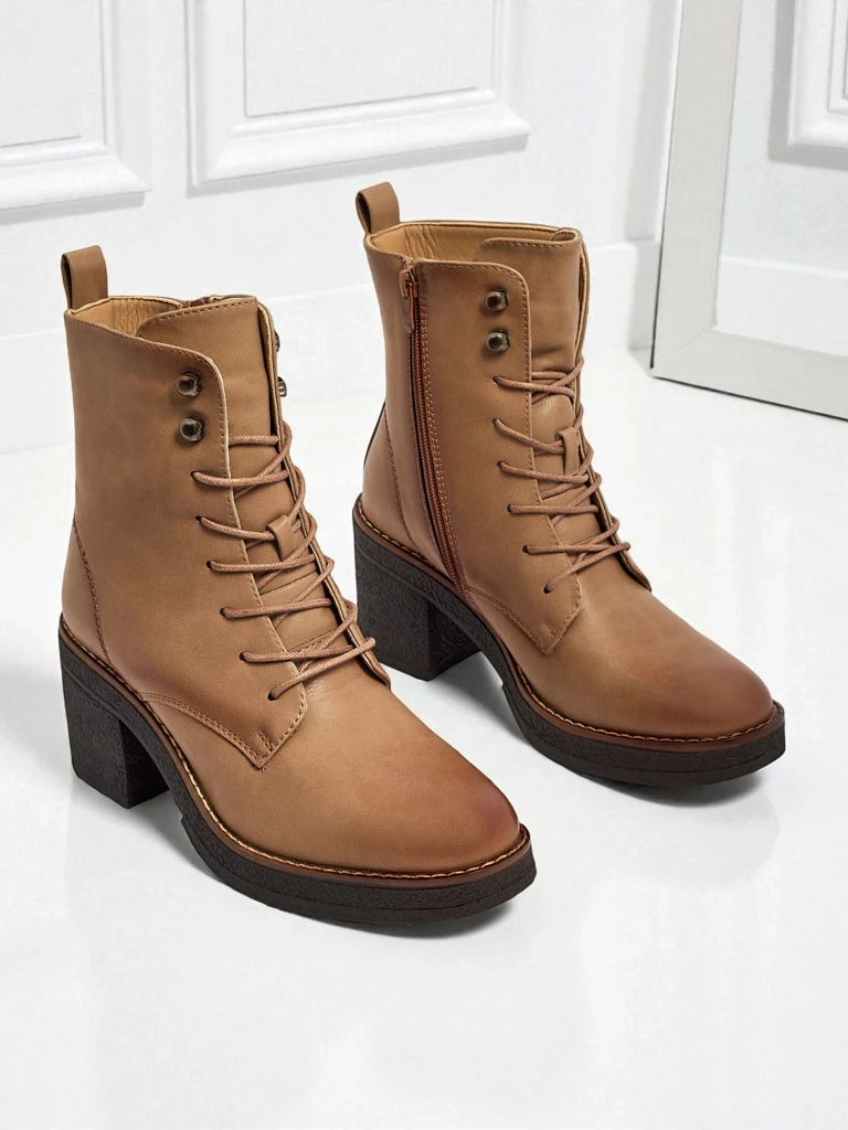 Дамски боти на ток от еко кожа Zeltra