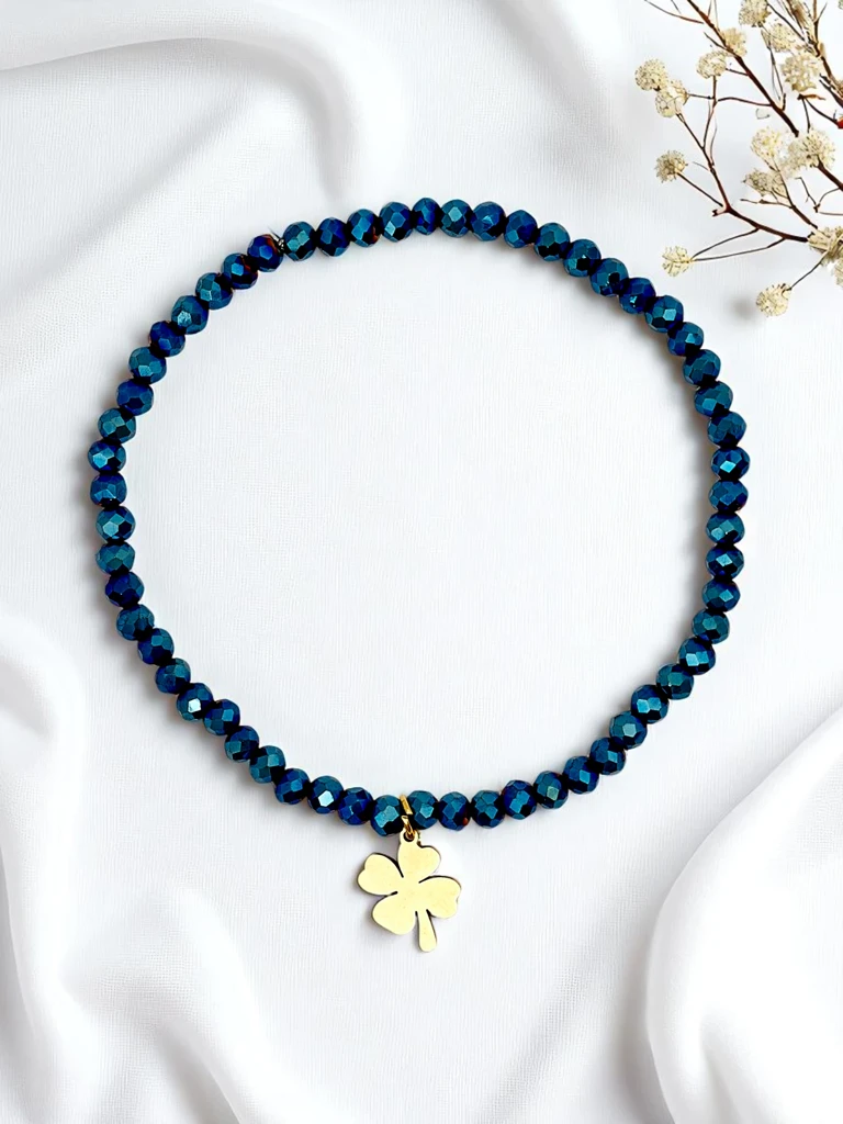 Royalfashion Дамска гривна с висулка детелина