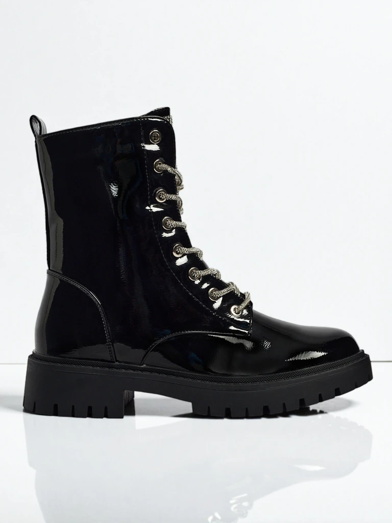 Лакирани дамски боти с връзки Fjorra