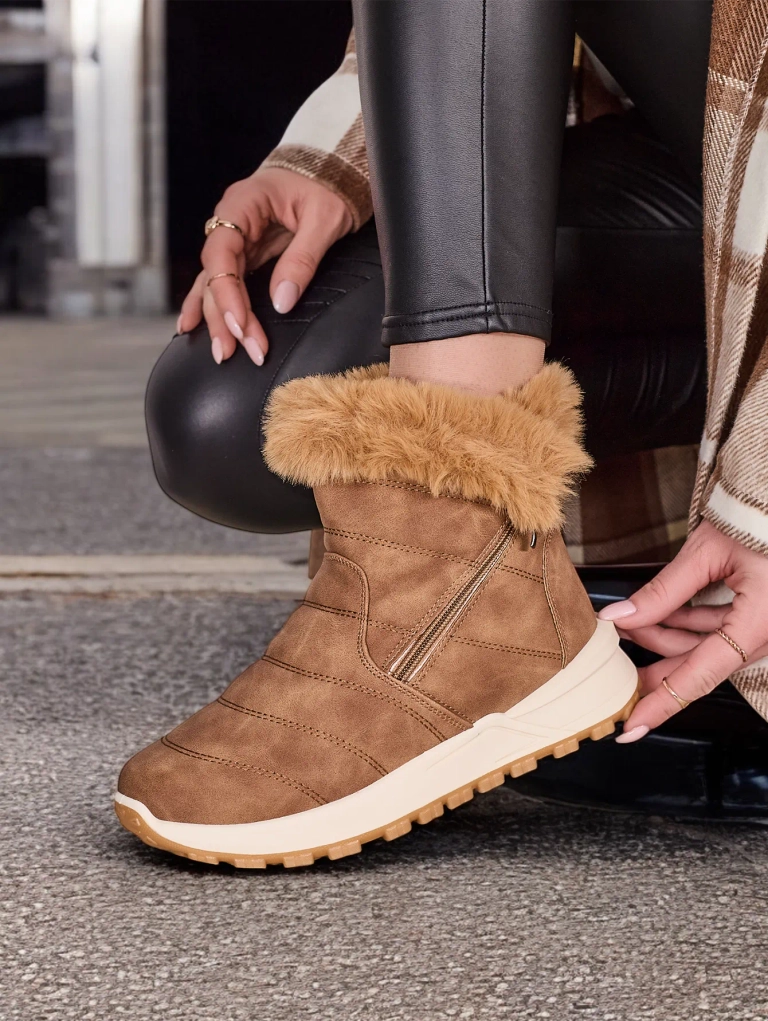 Royalfashion Дамски снегоходки Fehio