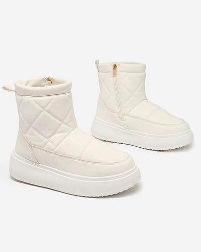 Royalfashion Бели дамски ботуши a'la snow boots Kacecica