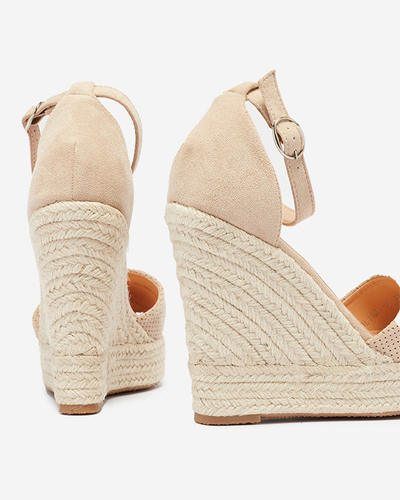 Royalfashion Бежови дамски сандали на платформа Meylasi