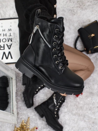 Дамски боти работни с декорации Kassira