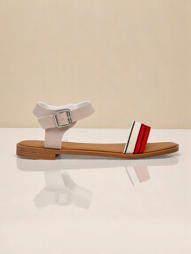 Royalfashion Дамски сандали с равна подметка Naya