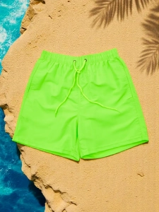 тъмнозелено