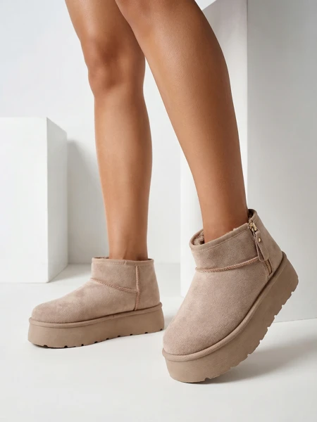 Royalfashion Дамски ботуши за сняг на платформа a'la Delgadi