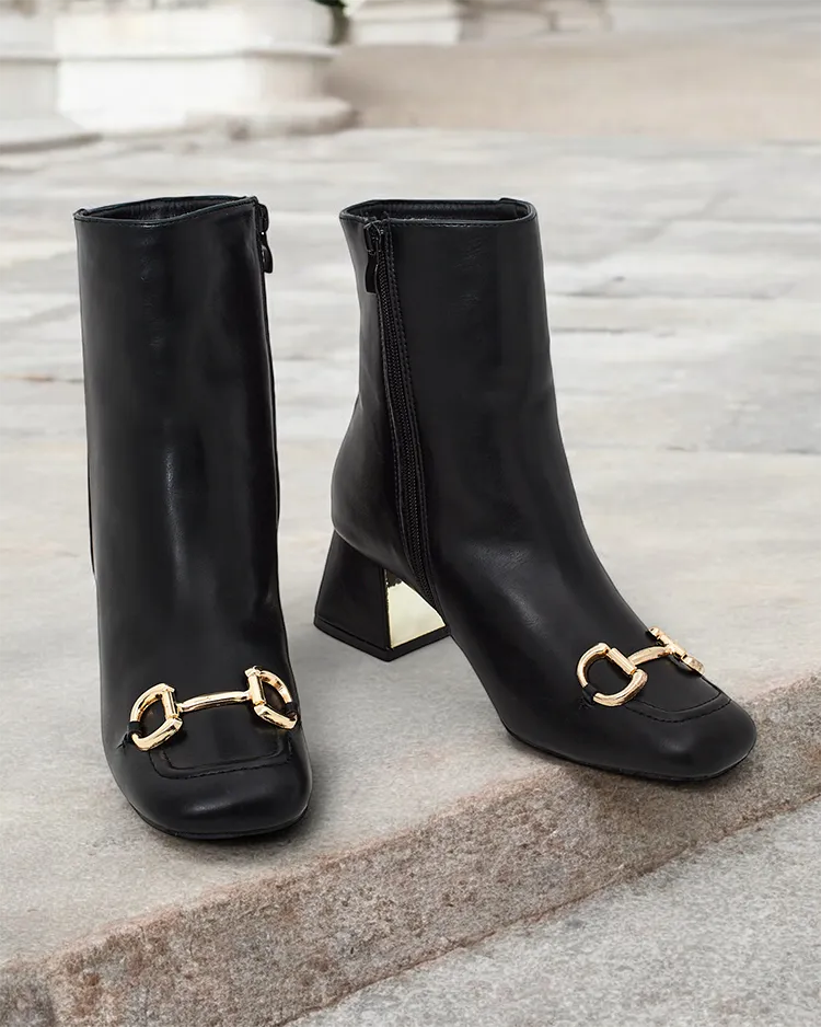 Женски боти на глезена от Royalfashion на модел Rozuli