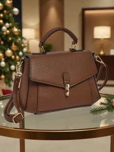 Тъмнокафяв