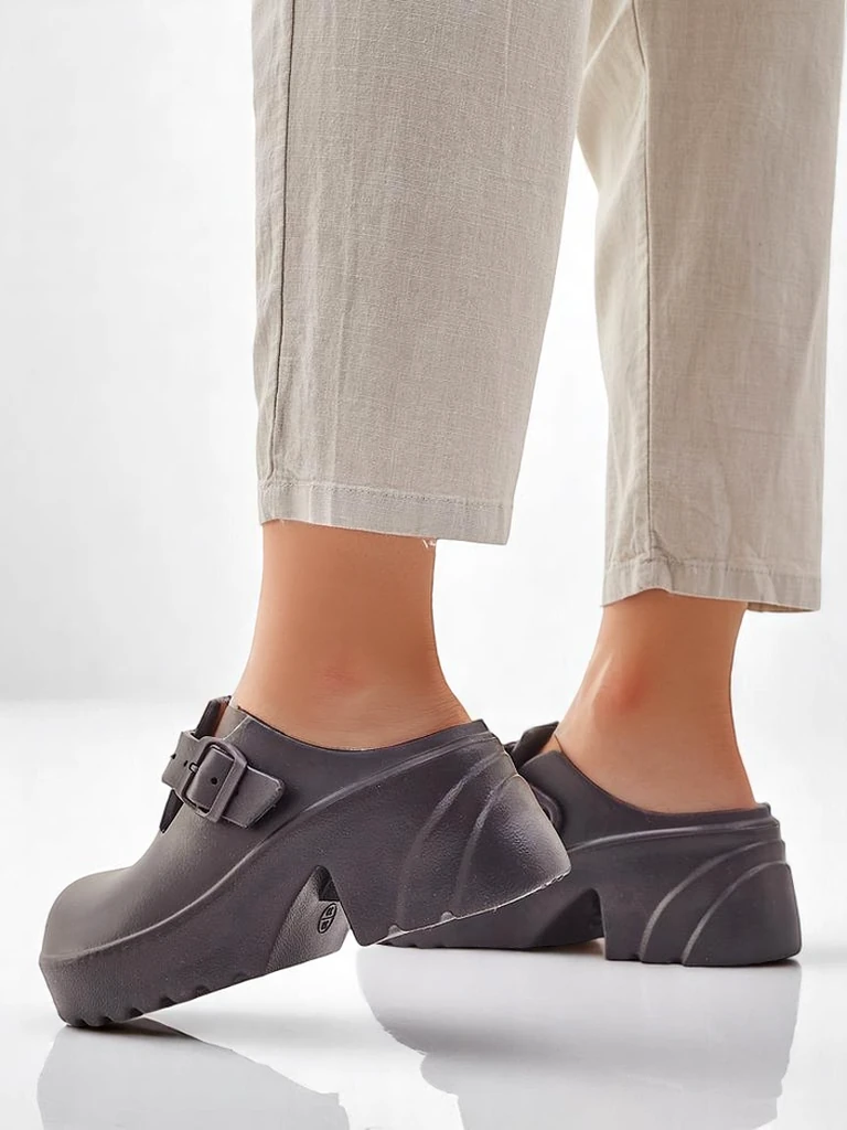 Royalfashion Женски гумени сандали на ток Voxones