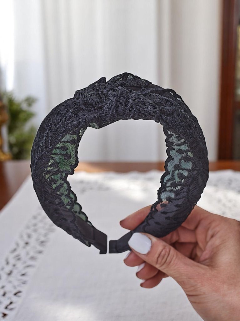 Royalfashion Дантелена лента за коса Koralia