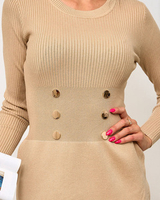 светлокафяв || кафяв