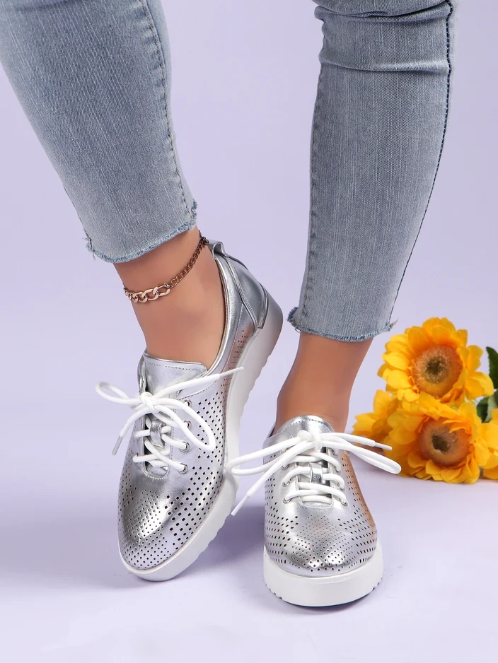 Royalfashion Женски перфорирани обувки Gofielle