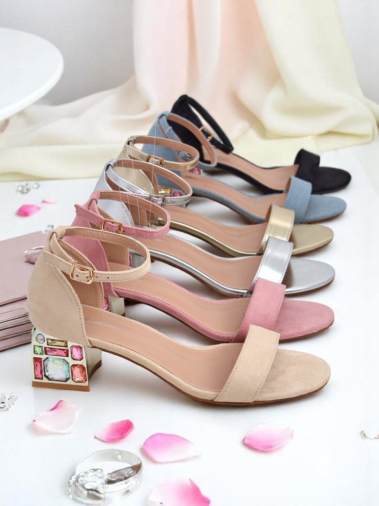 Royalfashion Жени сандали с декоративен ток Ballou