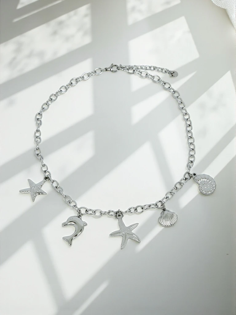 Колие Atena Charm Sea – златни амулети с морски мотиви