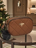 светлокафяв