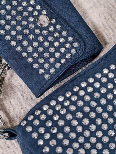 Royalfashion Малка дамска чанта с шипове