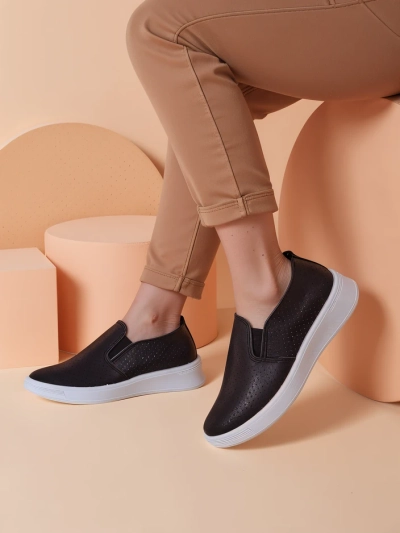 Royalfashion Жени перфорирани спортни обувки Musio